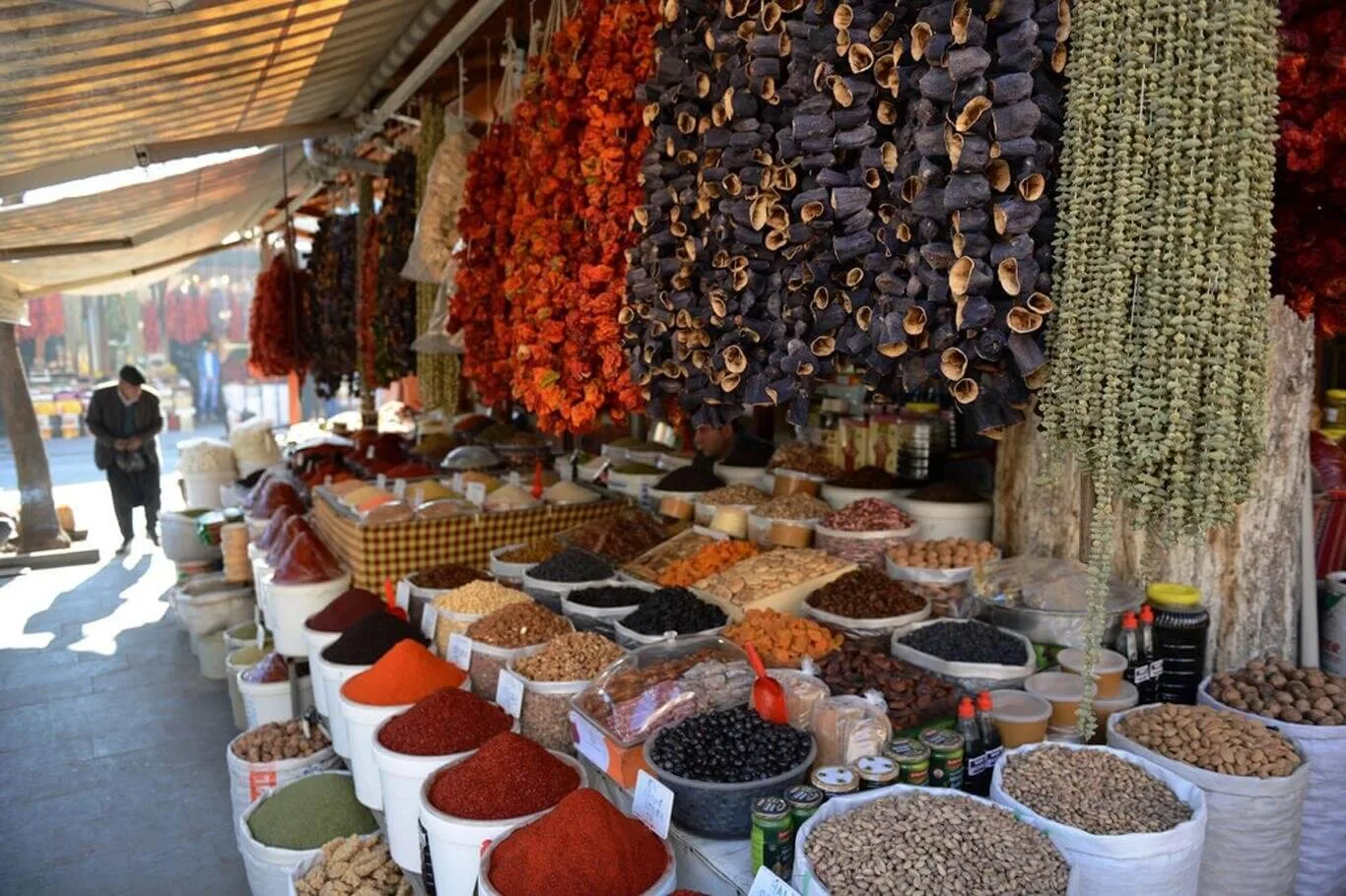 elmaci bazaar